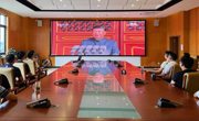 大学生创新创业指导中心观看中国人民抗日战争暨世界反法西斯战争胜利80周年纪念大会