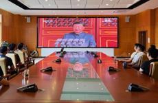 大学生创新创业指导中心观看中国人民抗日战争暨世界反法西斯战争胜利80周年纪念大会
